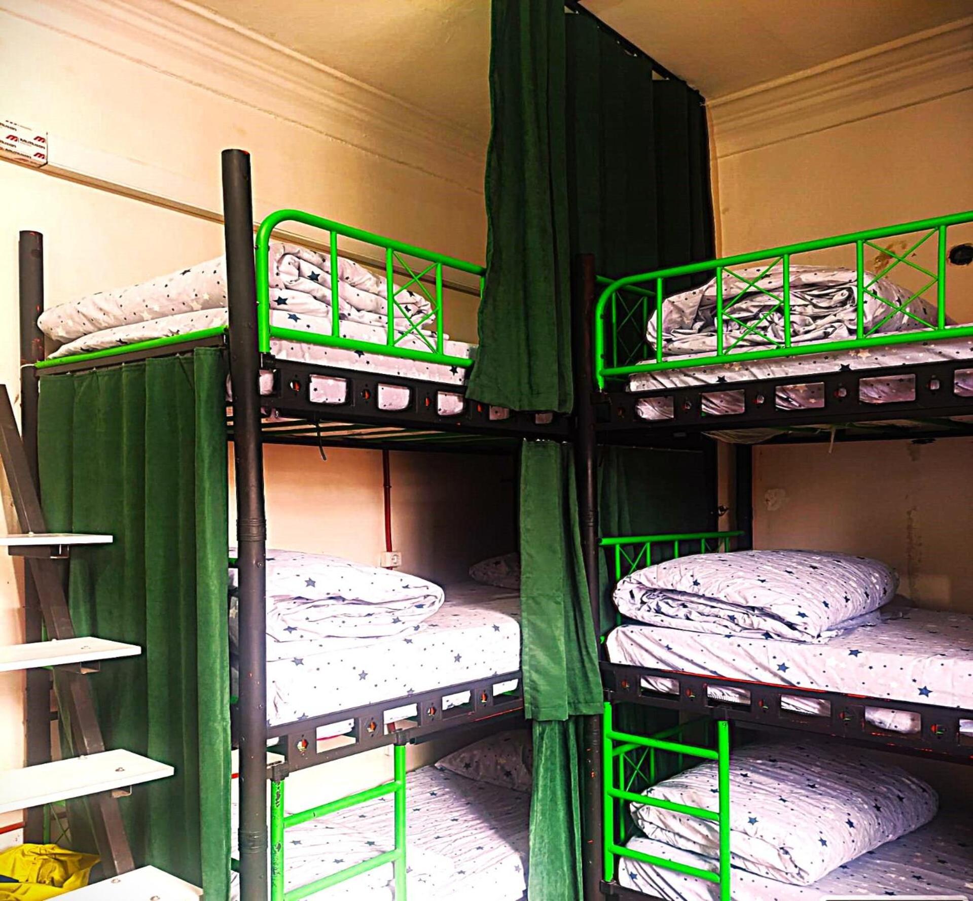 Galata West Hostel Истанбул Екстериор снимка