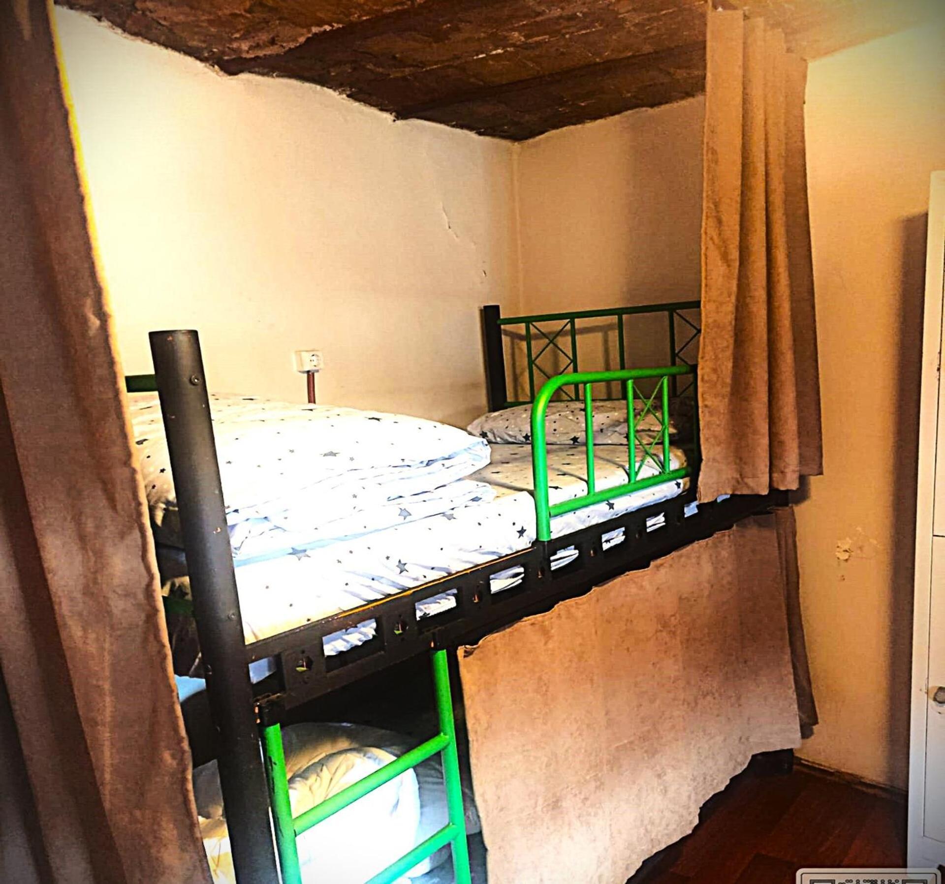 Galata West Hostel Истанбул Екстериор снимка